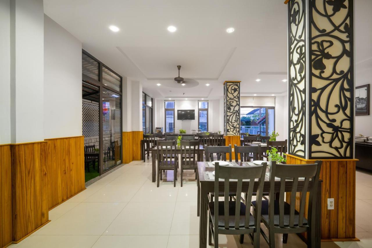 Hotel Front Beach 会安 外观 照片