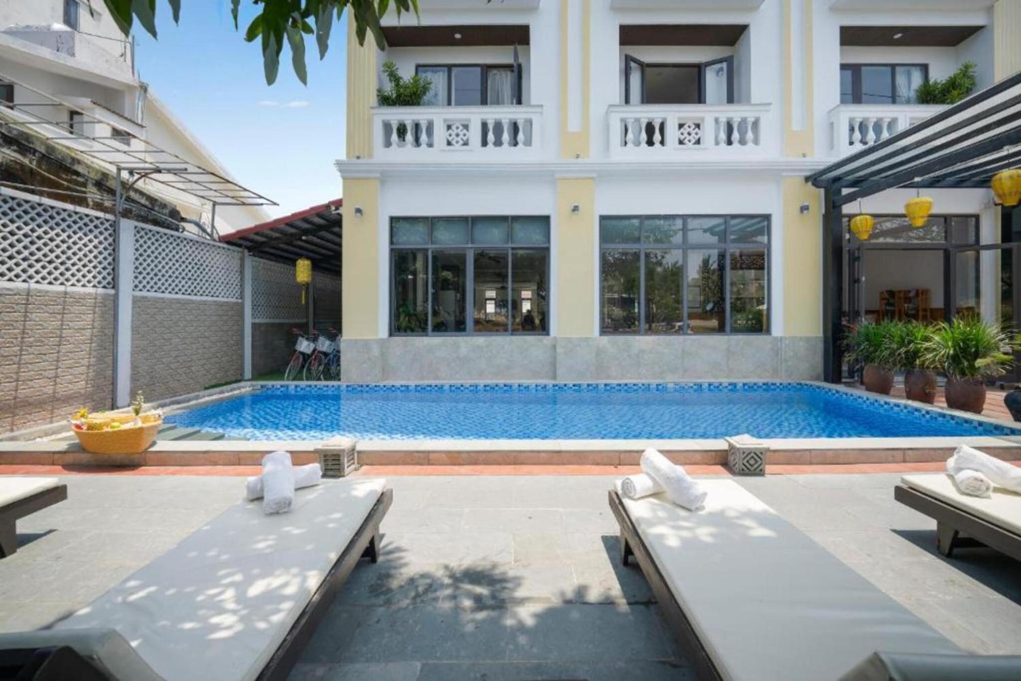 Hotel Front Beach 会安 外观 照片